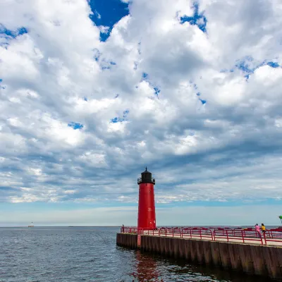 Отели с услугой ванной в г. Милуоки