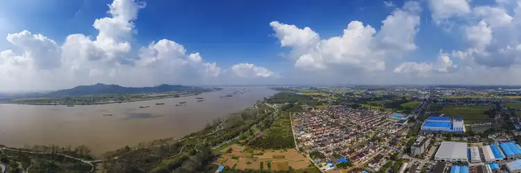 Hotels in Yangzhong