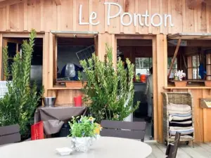 Le Ponton a l'Herbe