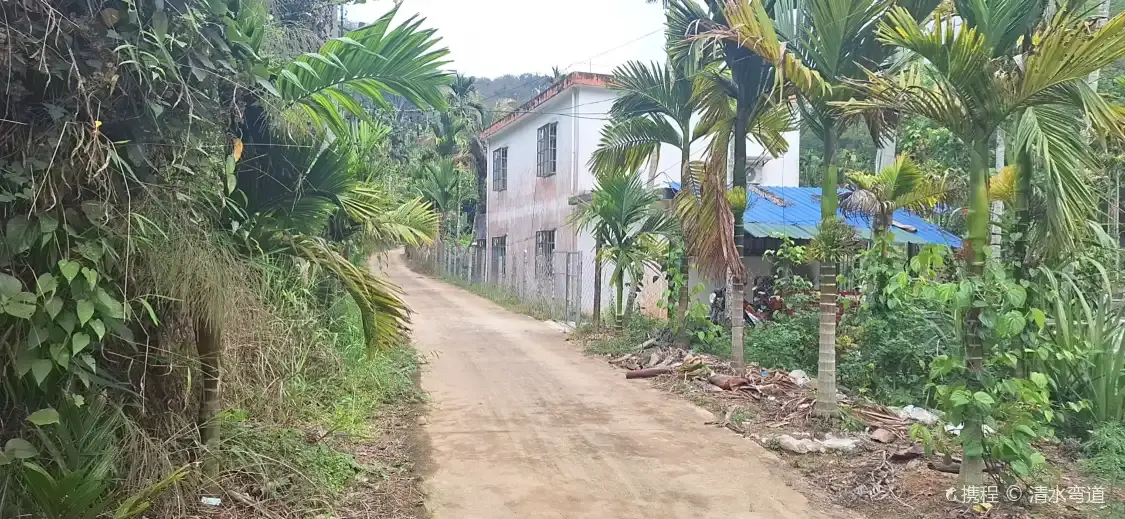 Hotels near Mao'an Miao Village, Five Finger Mountain