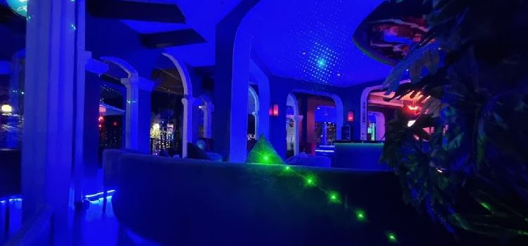 Moonlight Lounge