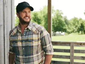 Luke Bryan: Country Song Came On Tour