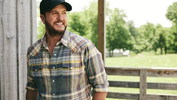 Luke Bryan: Country Song Came On Tour