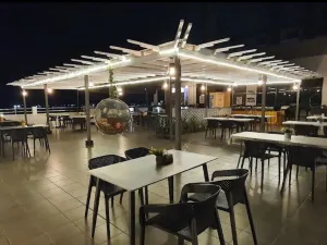 Skyline Sports Bar semporna