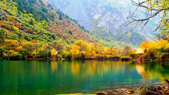 Fangcaohai Dry Lakebed