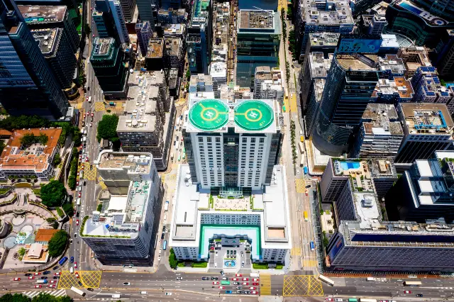 Helicopter Rides in Hong Kong