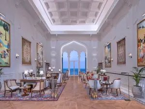 The Lobby Lounge