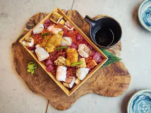 Machi Restaurant and Bar