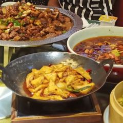 俭朴寨小公鸡专卖(迎宾北路店) User Photo