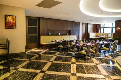 横店影视城龙景雷迪森庄园酒店·海鲜自助餐厅(高速公路口店)