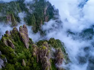 Shennongding Scenic Area