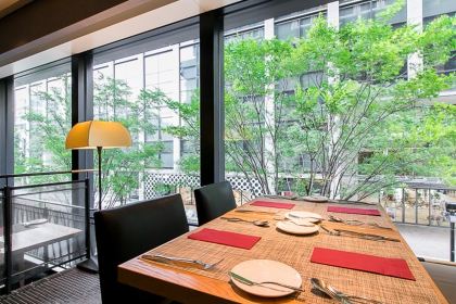 ANTIBES Marunouchiburikkusukueaten