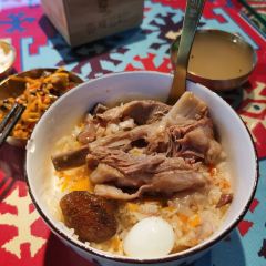 西楼兰抓饭(总店) User Photo