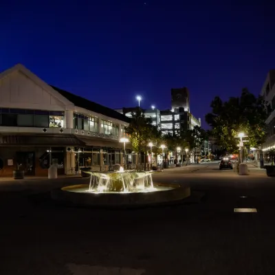 Hotel dekat Samuel Merritt University