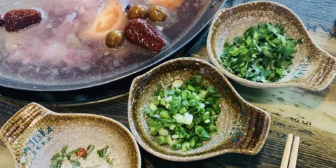 新春羊肉羊湯館