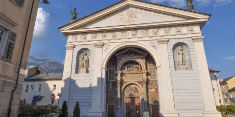 奧斯塔主教座堂