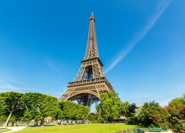 パリ行き飛行機