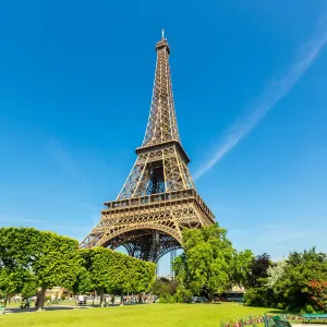 Paris+Nice+Avignon+Vers-Pont-du-Gard+Monaco City+Fontainebleau+Cabrieres-d'Avignon+Saint-Paul-De-Vence independent travel guide 2026