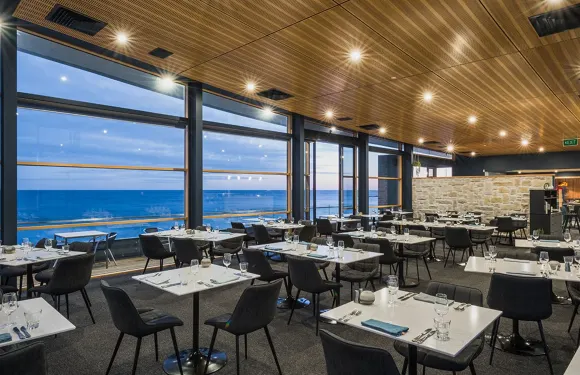 Bayviews Restaurant & Lounge Bar