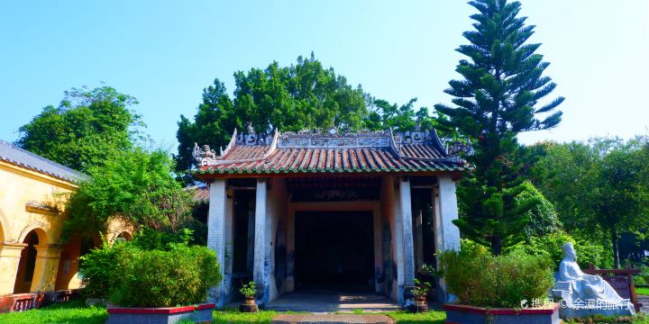 Dongpo Pavilion
