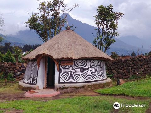 Iby'iwacu Cultural Village