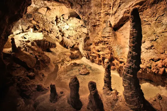 Budapest Cave Exploration