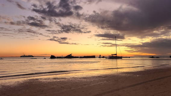 The Wrecks camping area, Gheebulum Kunungai (Moreton Island) National Park