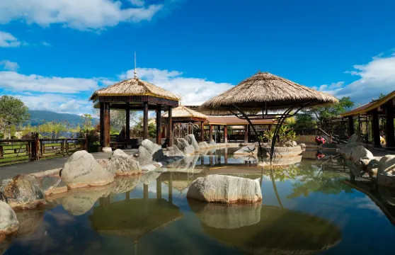 大理地熱國溫泉票 + 水上樂園小童