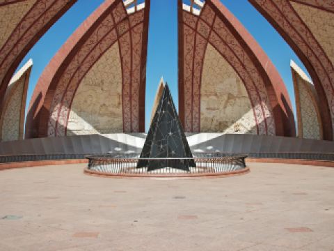 Flight Time from Quetta to Islamabad