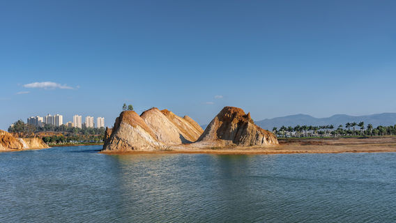 Wulong Lake City Park