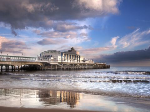 vuelos a Bournemouth Airport de Ibiza