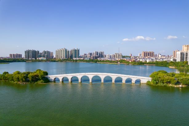 South Lake