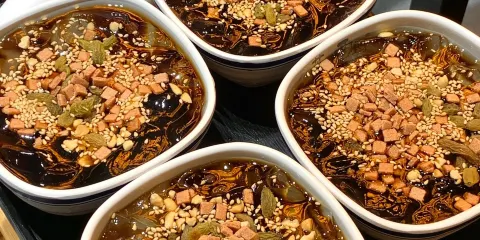 兩間牛雜系列老火鍋