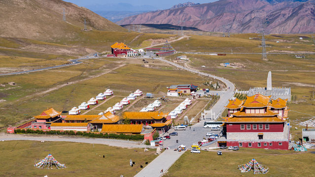ri yue shan - wen cheng gong zhu ji nian guan