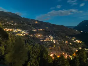 丹巴熱門夜間人氣景點