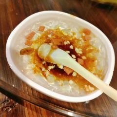ZHI ZHI LONG HA DONG TING DIAN User Photo