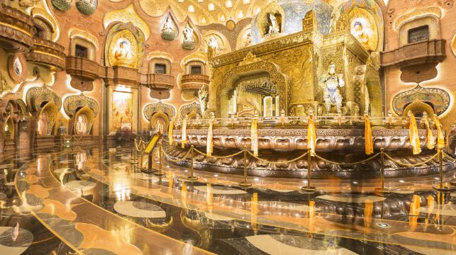 南京總統府+牛首山文化旅遊區+中山陵景區+陵園路+美齡宮+夫子廟1日