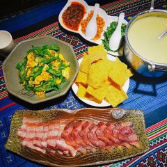 彝米水乡 User Photo