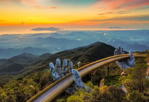 Ba Na Hills Full-Day Guided Tour 