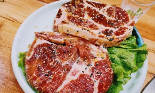 Wuhuazhenpinchaoxianzutanhuo Barbecue