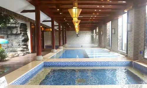 Yonglu Hot Spring