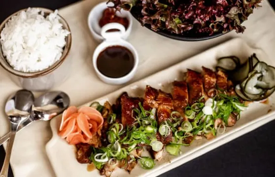 Umami Sushi & Bentó