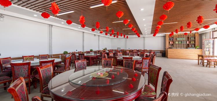 源宿·Starry sky城外(乌兰布统景区店)·乌兰布统众诚精品餐厅