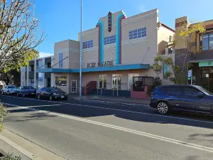 Roxy Cinema Complex