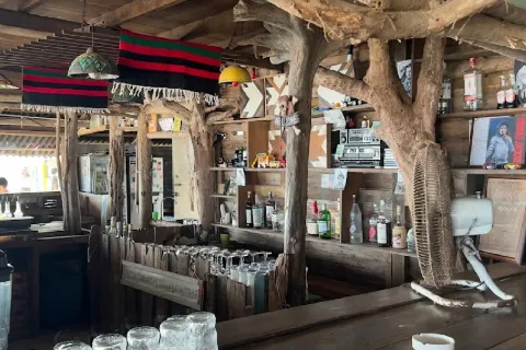 Ah Chong beach bar cafe