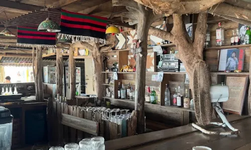 Ah Chong beach bar cafe