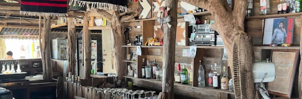 Ah Chong beach bar cafe