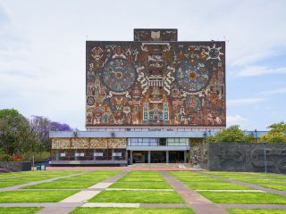 Hoteles cerca de Teatro Insurgentes