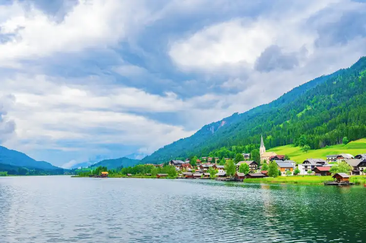 Hotels in Weissensee