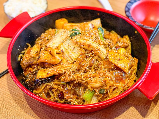 찐 매운맛의 마라샹궈 맛집'탕화쿵푸'